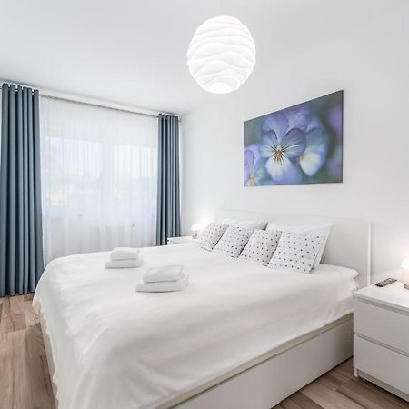 Seaside Breeze Stylish Apartment Balcony & Parking By Noclegi Renters Miedzyzdroje Eksteriør bilde