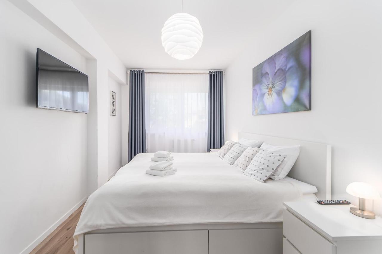 Seaside Breeze Stylish Apartment Balcony & Parking By Noclegi Renters Miedzyzdroje Eksteriør bilde